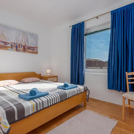 2 Bedroom Beautiful In
