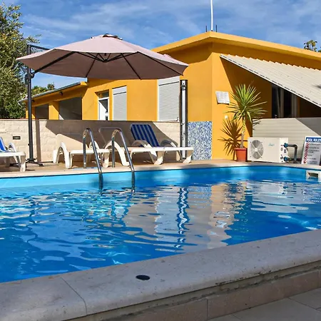 Apartment Amazing In Pakostane